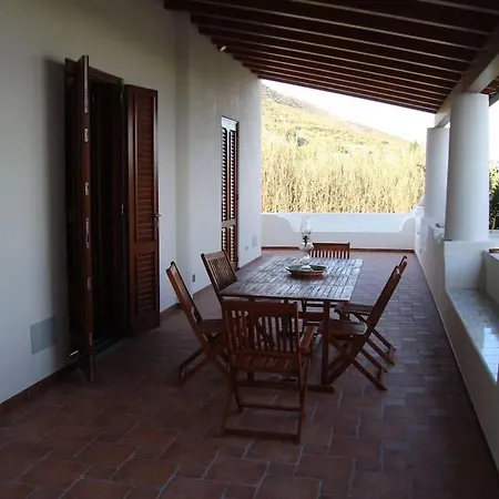 La Casa Bianca Tatil Evi *